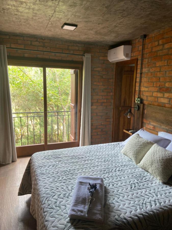 A Estalagem Hospedaria Flores da Cunha Bagian luar foto