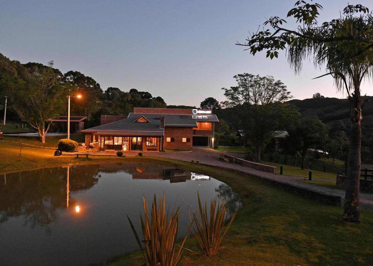 A Estalagem Hospedaria Flores da Cunha Bagian luar foto